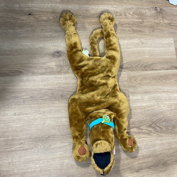 Scooby Doo Vintage Brown Plush Stuffed Animal lying flat - Picture 3 of 13